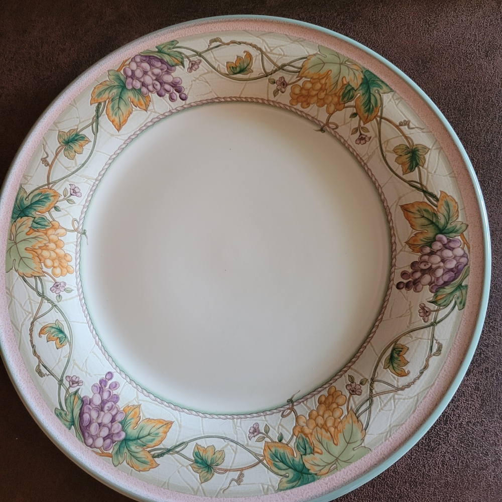 Noritake Napa Vines  Plate with Purple and Orange Accents - Picture 2 of 5